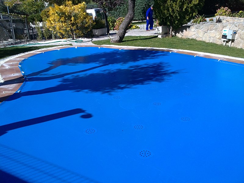 cobertor-piscina-toldos-sur-las-rozas-valdemorillo.jpg